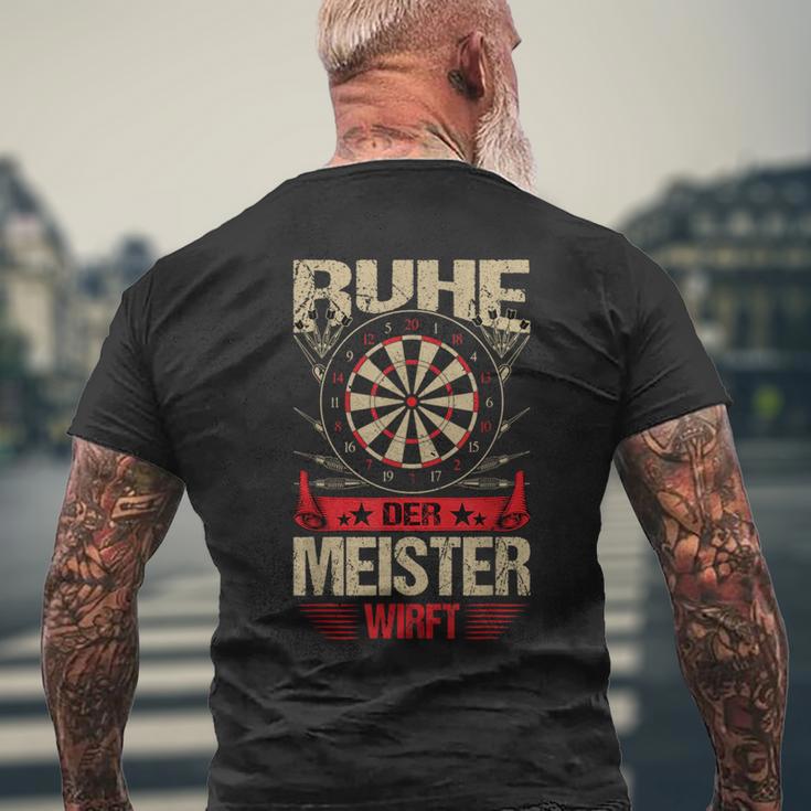 Ruhe Der Meister Werft Dart T-Shirt mit Rückendruck Geschenke für alte Männer