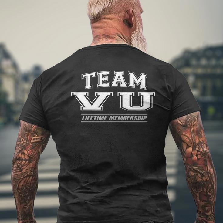 Teamu Proud Family Name Surname T-Shirt mit Rückendruck Geschenke für alte Männer