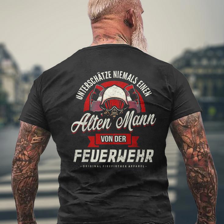 Underschätze Niemal Alten Mann Fireman T-Shirt mit Rückendruck Geschenke für alte Männer