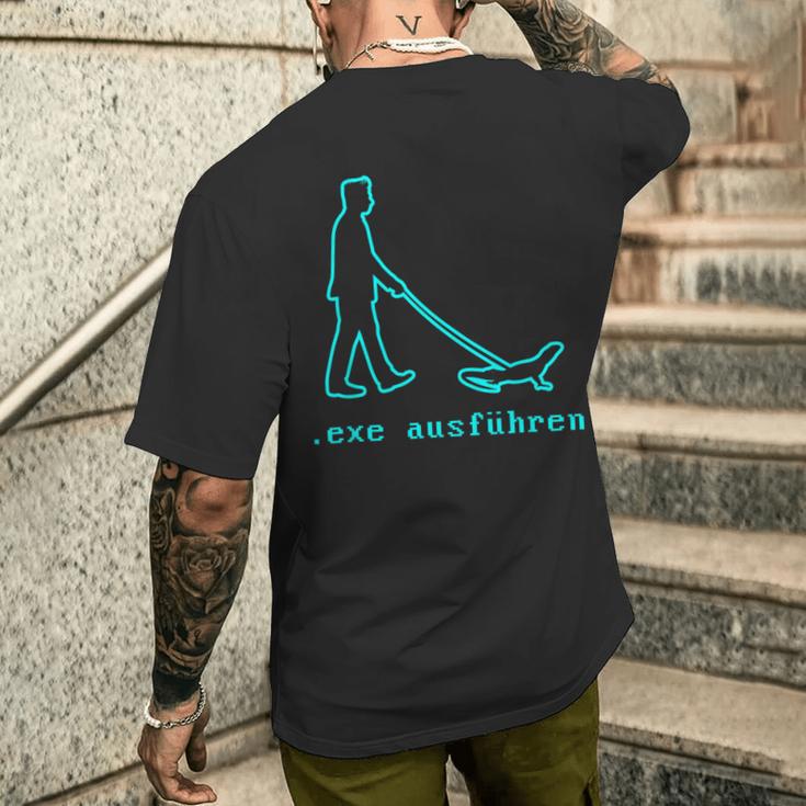 Sys Admin Programmer Computer Scientist Exe Running T-Shirt mit Rückendruck Geschenke für Ihn