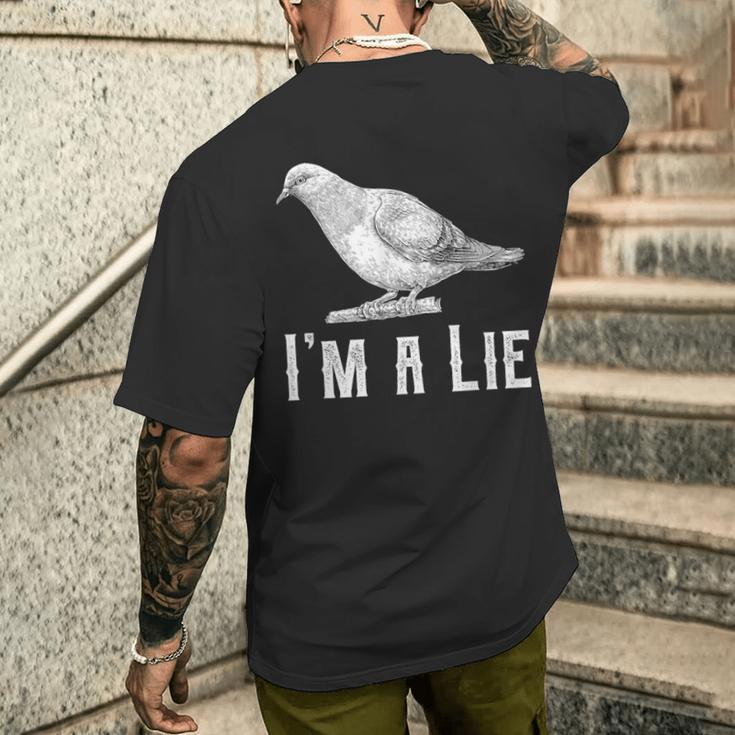 Vintage I Am A Lie Bird Aren't Real Spies Great T-Shirt mit Rückendruck Geschenke für Ihn