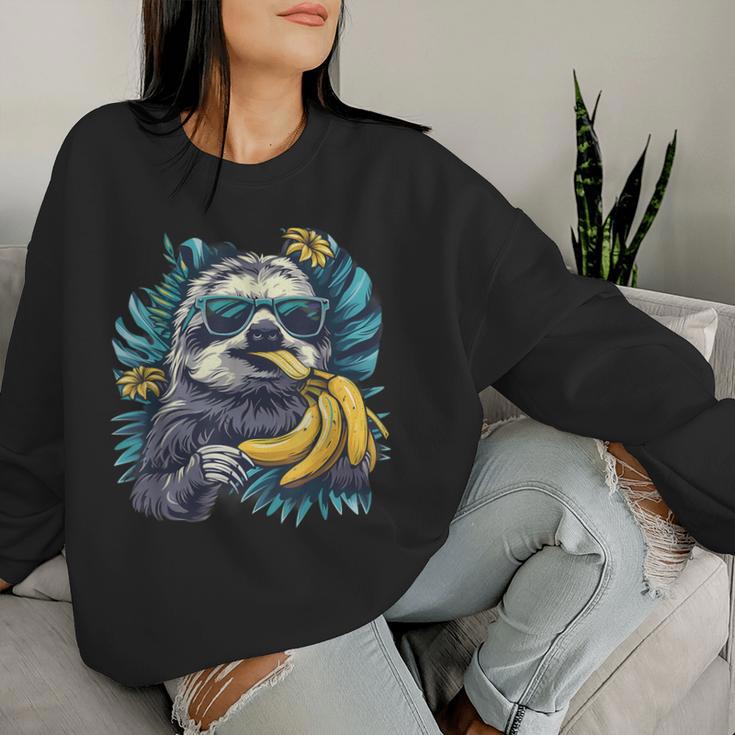 Banana Sloth Wildlife Sunglasses Portrait Banana Fruit Sweatshirt Frauen Geschenke für Sie