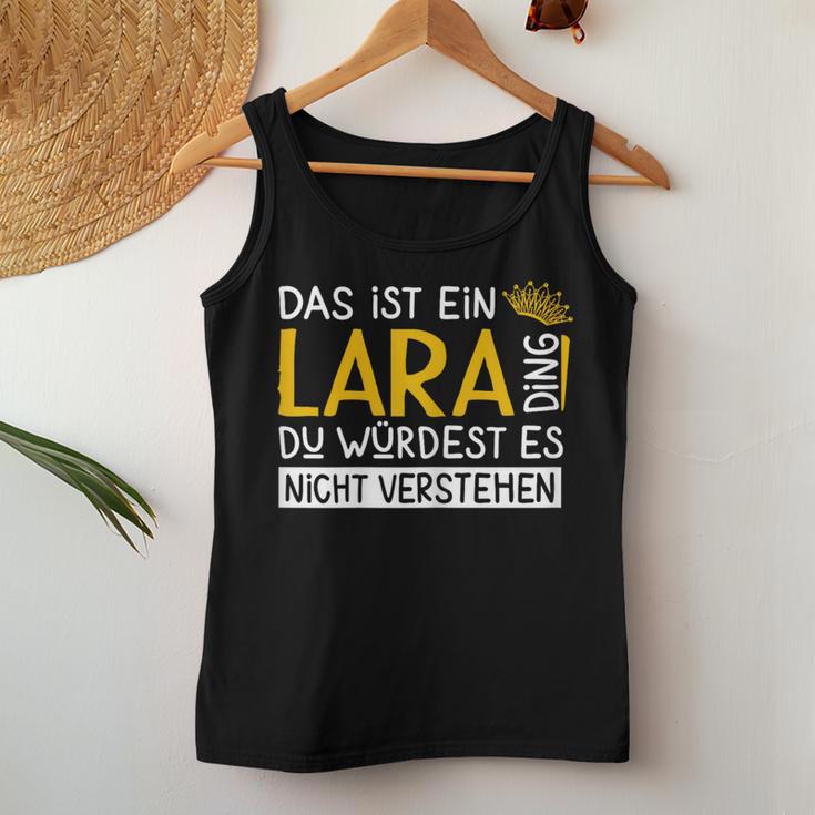 Women's First Name Lara Name Day Saying Das Ist Ein Lara Ding Tank Top Frauen Lustige Geschenke