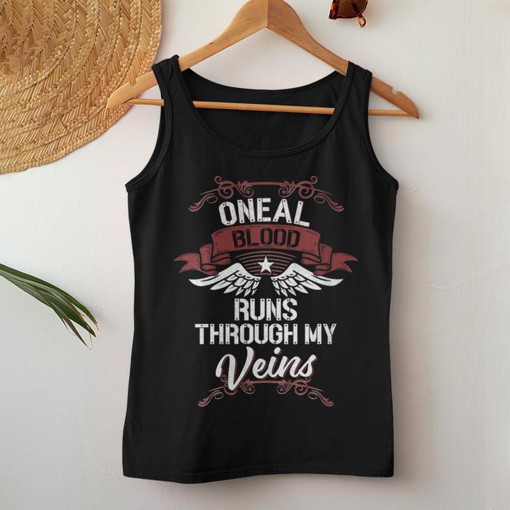 Women's Oneal Blood Runs Through Myeins Last Name Family Tank Top Frauen Lustige Geschenke