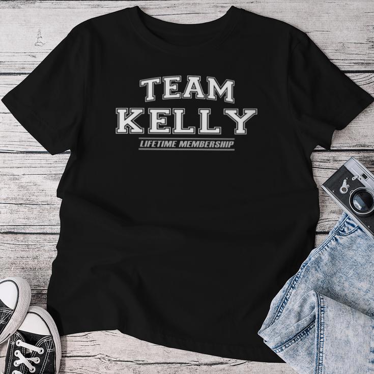 Women's Team Kelly Proud Family Name Last Name With-Neck T-shirt Frauen Lustige Geschenke