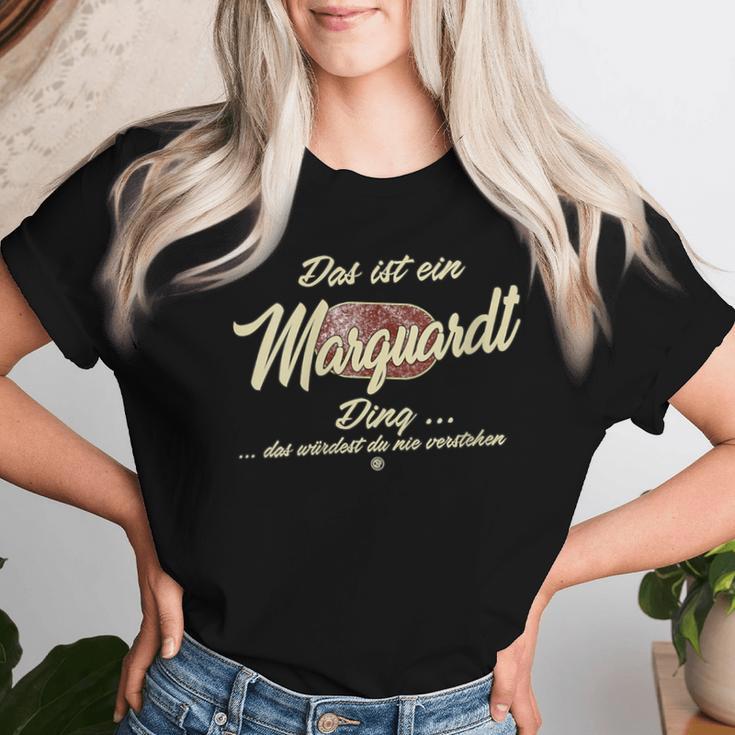 Women's Das Ist Ein Marquardt Ding Family Marquardt With-Neck T-shirt Frauen Geschenke für Sie