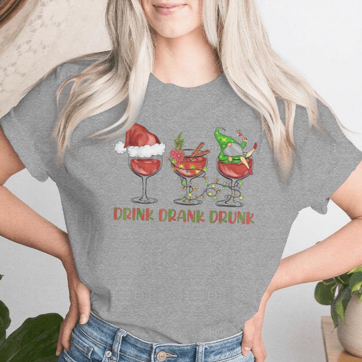 Drink Drank Drunk Wine Santa Christmas Blue T-shirt Frauen Geschenke für Sie