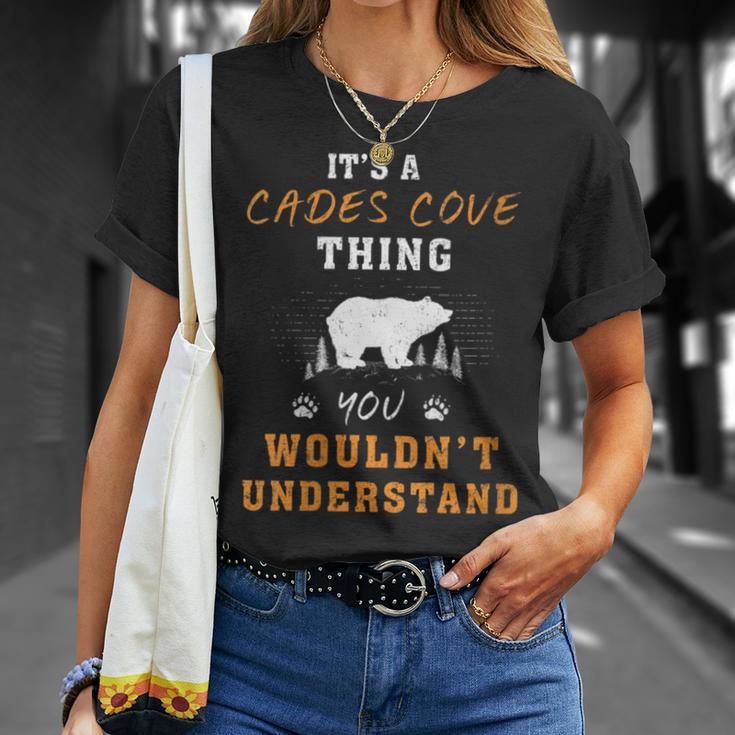 Damen Es Ist Ein Cades Cove Ding Great Smoky Mountains Mit-Ausschnitt T-Shirt Geschenke für Sie