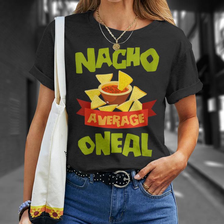 Damen Nacho Average Oneal Birthday Personalisierter Nachname Mit-Ausschnitt T-Shirt Geschenke für Sie