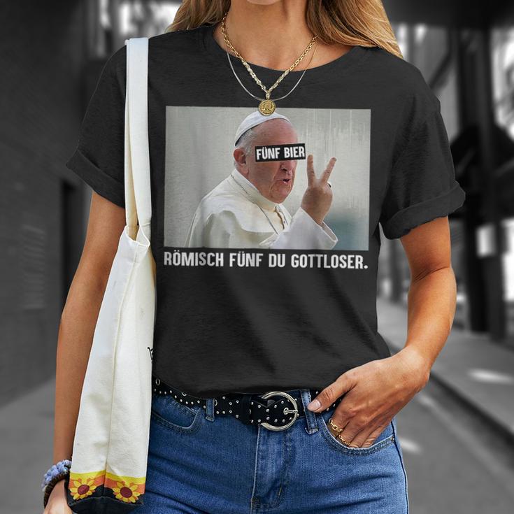 Fünf Bier Römisch Fünf Du Gottloser Gottloser Pope German T-Shirt Geschenke für Sie