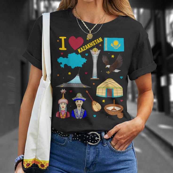 I Love Kazakhstan Hand Drawn Kazakh Landmarks Flag And Map T-Shirt Geschenke für Sie