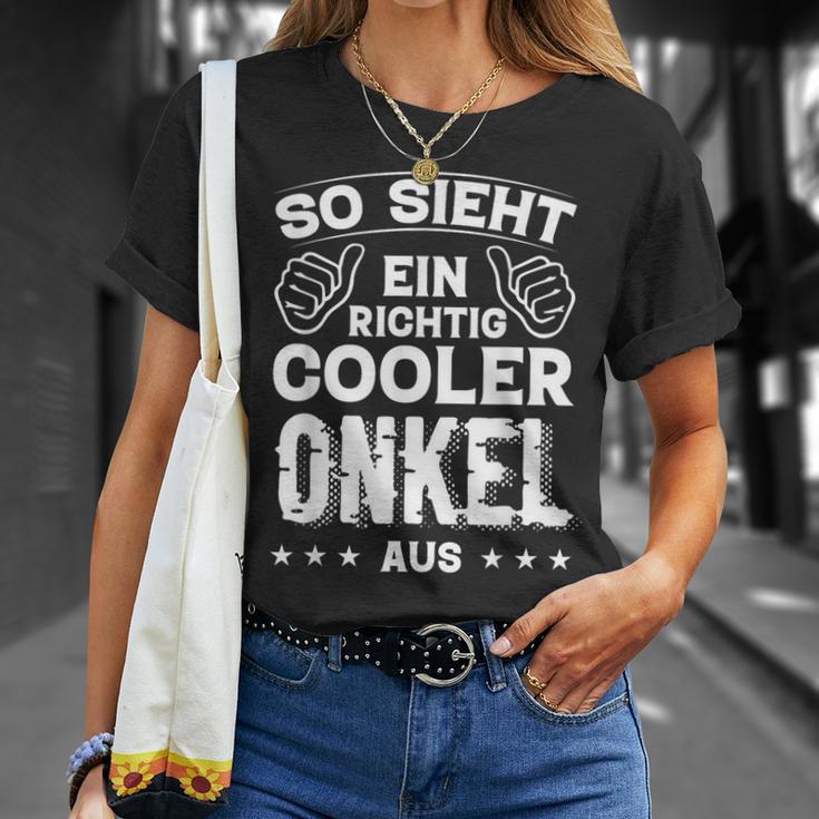 So Sieht Ein Richtig Cooler Onkel Aus Uncle Uncle Sayings T-Shirt Geschenke für Sie