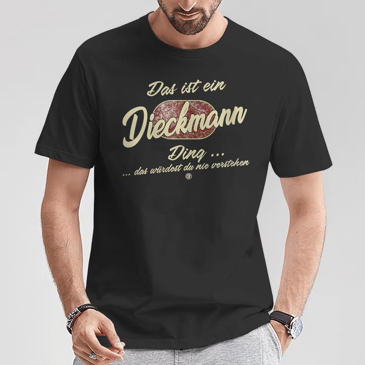 Damen Das Ist Ein Dieckmann Ding Lustiges Familie Dieckmann Mit-Ausschnitt T-Shirt Lustige Geschenke