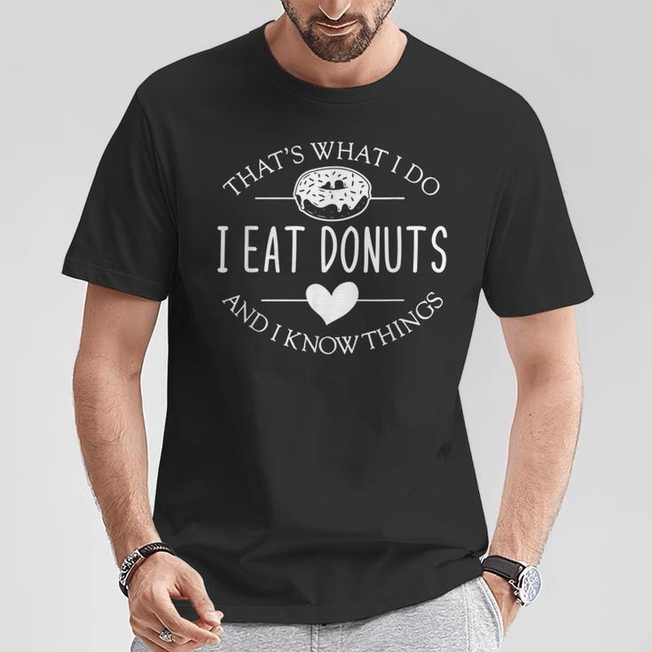 Das Ist Was Ich Essen Donuts Und Weiß Dinge German T-Shirt Lustige Geschenke