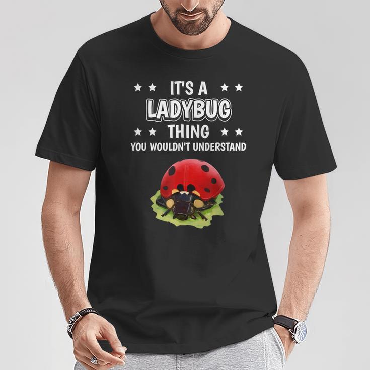 Ist So Ein Marienkäfer Ding Lustiger Spruch Marienkäfer T-Shirt Lustige Geschenke