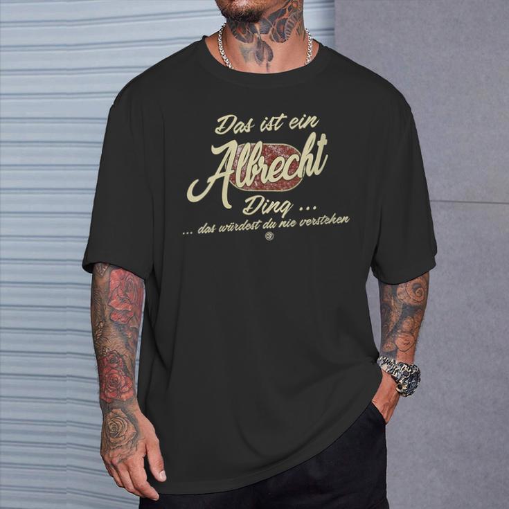 Damen Das Ist Ein Albrecht Ding Lustiges Familie Albrecht Mit-Ausschnitt T-Shirt Geschenke für Ihn