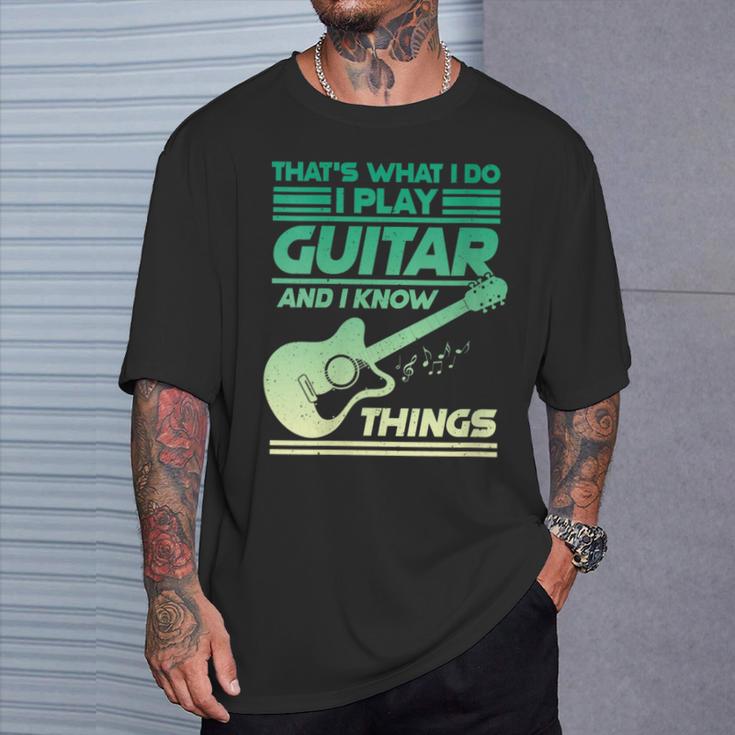 Damen Das Ist Was Ich Tue Ich Spiele Gitarre Und Ich Weiß Dinge Mit-Ausschnitt T-Shirt Geschenke für Ihn