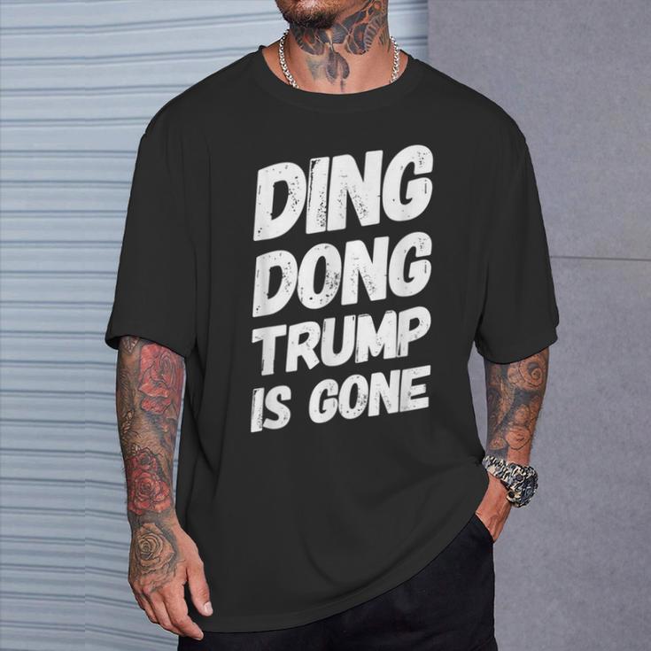 Ding Dong Trump Ist Weg T-Shirt Geschenke für Ihn