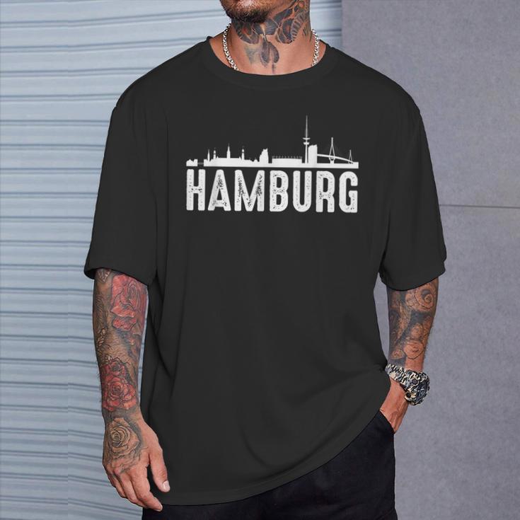 Hamburg Skyline City For Hamburg T-Shirt Geschenke für Ihn