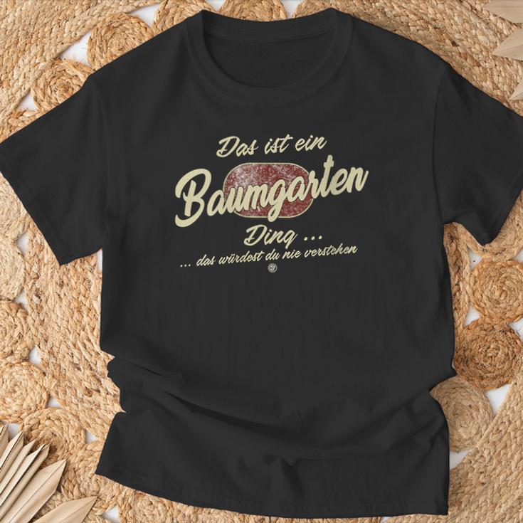 Damen Das Ist Ein Baumgarten Ding Lustiges Familie Baumgarten Mit-Ausschnitt T-Shirt Geschenke für alte Männer