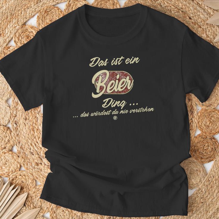 Damen Das Ist Ein Beier Ding Lustiges Familie Beier Mit-Ausschnitt T-Shirt Geschenke für alte Männer