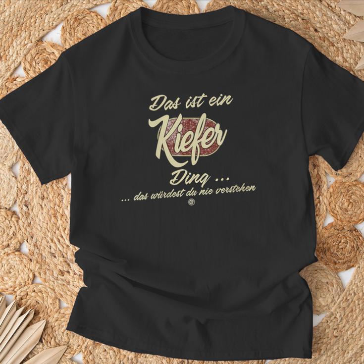 Damen Das Ist Ein Kiefer Ding Lustiges Familie Kiefer Mit-Ausschnitt T-Shirt Geschenke für alte Männer