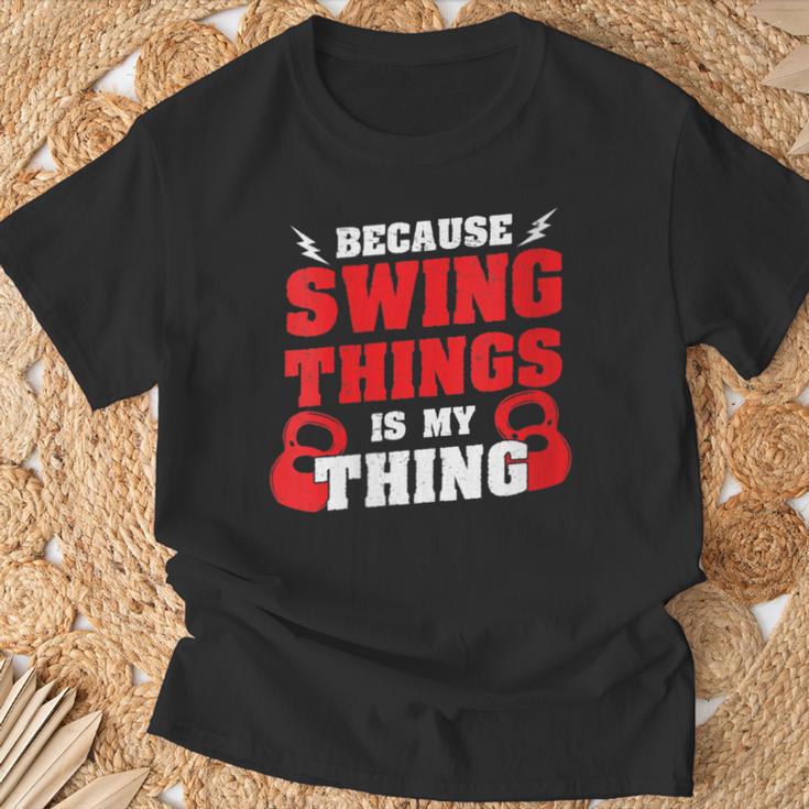 Damen Weil Swing Things Mein Ding Ist Workout Kettlebell Mit-Ausschnitt T-Shirt Geschenke für alte Männer