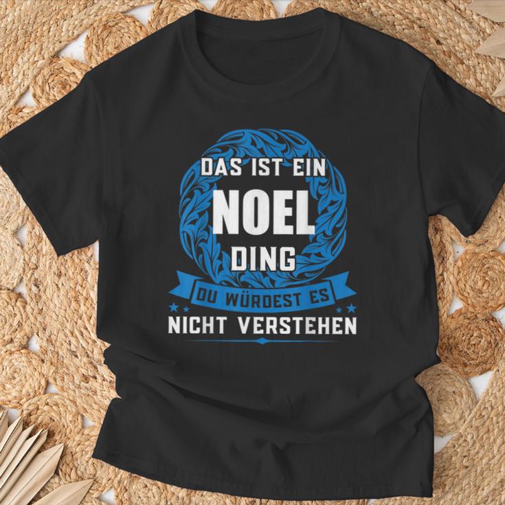 Das Ist Ein Noel Ding First Name T-Shirt Geschenke für alte Männer