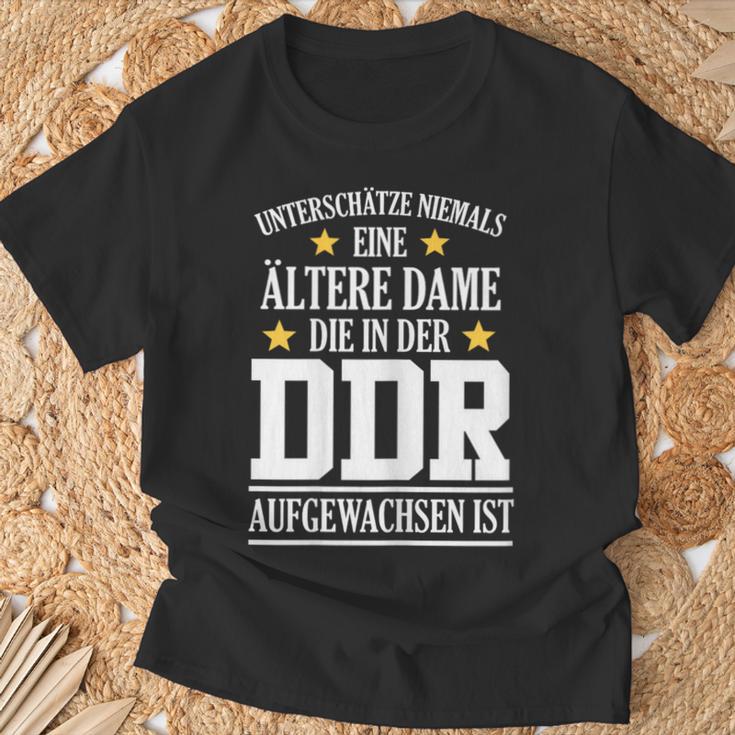 Women's Ddr Ossi Ostdeutschland Saying Older Lady Surprise T-Shirt Geschenke für alte Männer