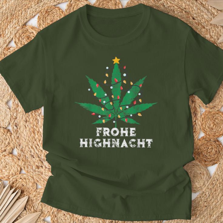 Merry Highnacht Christmas Hemp Leaf Word Game T-Shirt Geschenke für alte Männer