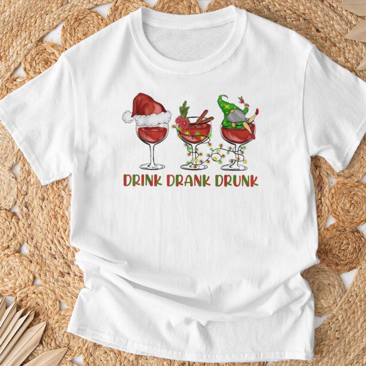 Drink Drank Drunk Wine Santa Christmas Blue T-Shirt Geschenke für alte Männer