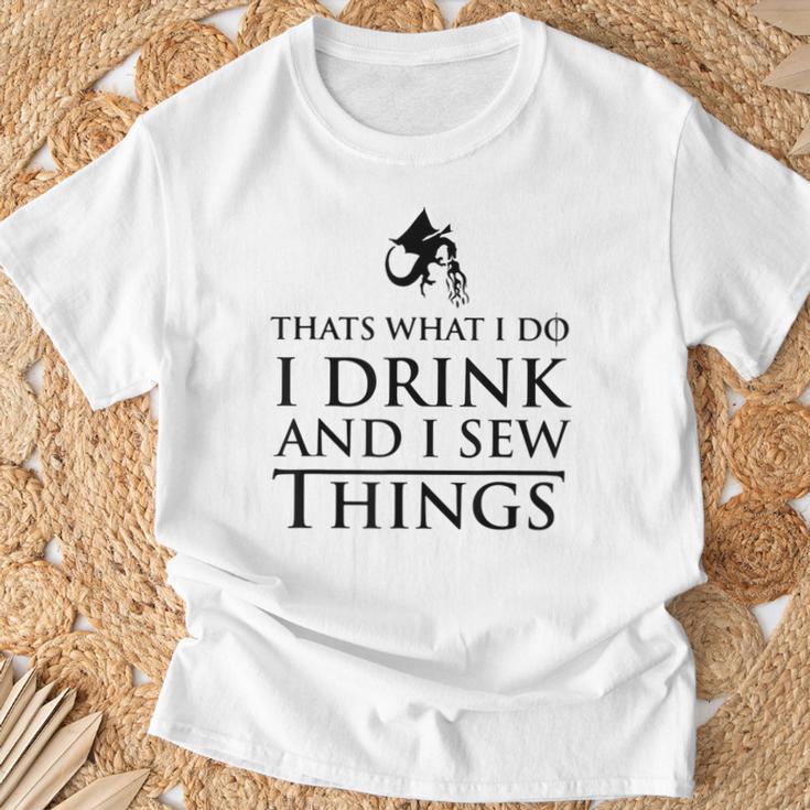 Ich Doe Ich Drinkke Und Ich Sehen Dinge T-Shirt Geschenke für alte Männer