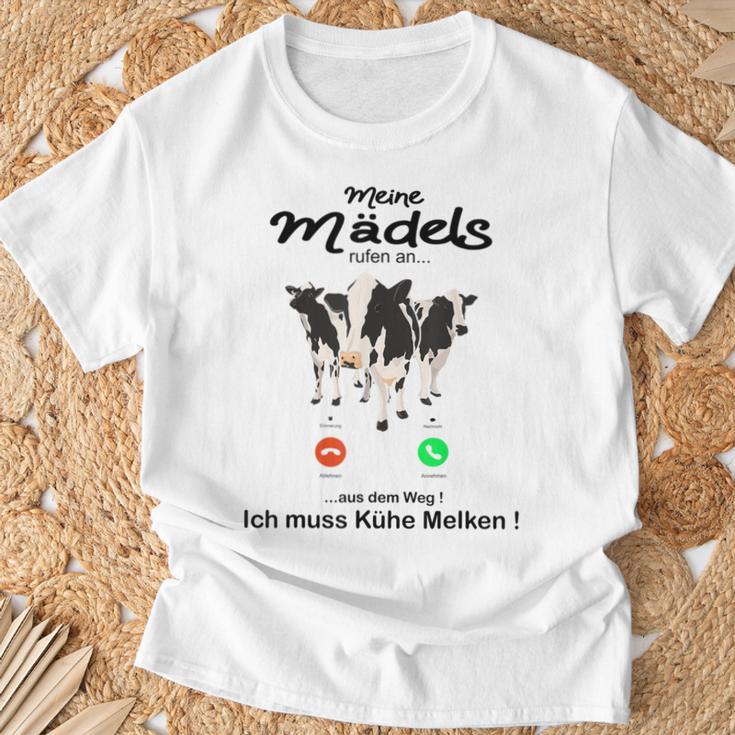 Meine Mäds Rufen An Aus Dem Weg Ich Muss Kühe Melken Cow S T-Shirt Geschenke für alte Männer