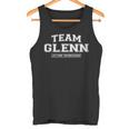 Damen Team Glenn Stolzer Familienname Nachname Geschenk Mit-Ausschnitt Tank Top