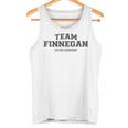 Team Finnegan Stolzer Familienname Nachname Geschenk Raglan Tank Top