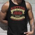 Damen Achtung Es Ist Ein Meier Ding Nachname Namensschild Mit-Ausschnitt Tank Top Geschenke für Ihn