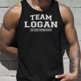 Team Logan Proud Surname Last Name Tank Top Geschenke für Ihn