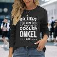 So Sieht Ein Richtig Cooler Onkel Aus Uncle Uncle Sayings Langarmshirts Geschenke für Sie