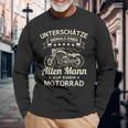 Unterschätze Niemals Einen Old Mann Auf Einem Motorrad Langarmshirts Geschenke für alte Männer