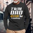 Werdender Papa Twin Dad 2025 Loading Twin Dad Langarmshirts Geschenke für alte Männer