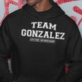 Team Gonzalez Stolzer Familienname Nachname Kapuzenpullover Lustige Geschenke