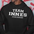 Team Innes Stolzer Familienname Nachname Geschenk Kapuzenpullover Lustige Geschenke