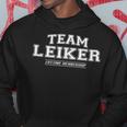 Team Leiker Stolzer Familienname Nachname Geschenk Kapuzenpullover Lustige Geschenke