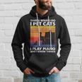 Das Ist Was Ich Mache Ich Streichle Katzen Ich Spiele Klavier Und Ich Weiß Dinge Kapuzenpullover Geschenke für Ihn