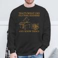 Das Ist Was Ich Mache Ich Spiele Piano Ich Lese Bücher Ich Weiß Dinge Sweatshirt Geschenke für alte Männer