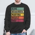 Keeben Martina Regelt Das Saying In Retro Colours Sweatshirt Geschenke für alte Männer