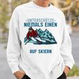 Unterschätze Niemals Einen Alten Mann Auf Skis I Skiing Long-Sleeved Sweatshirt Geschenke für Ihn