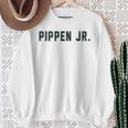 Distressed Team Pippen Jr Last Name Proud Family Gray Sweatshirt Geschenke für alte Frauen