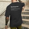 Dynamic Sportreporter Spannung Und Emotionen T-Shirt mit Rückendruck Geschenke für Ihn