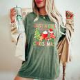 Just A Girl Who Loves Christmas Holiday Vibes Xmas Women's Oversized Comfort T-Shirt Moss